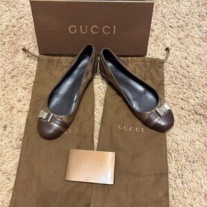 Gucci Women's Brown Flats
